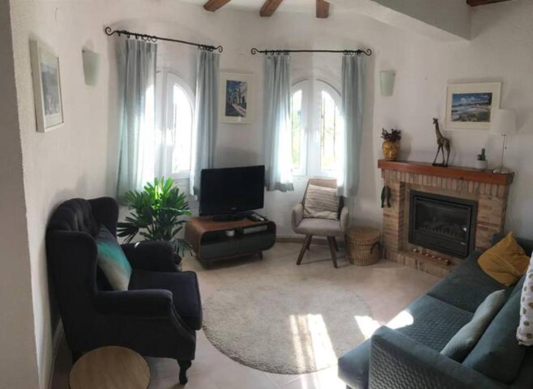 Charming Villa In Montemar With Private, Heated Pool And Sea Views เบนิสซา ภายนอก รูปภาพ